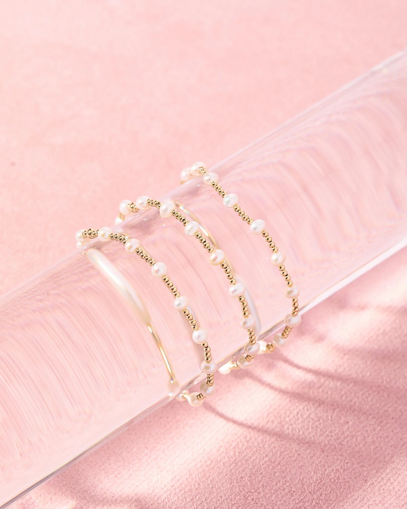 Lolo Pearl Bracelet in Gold
