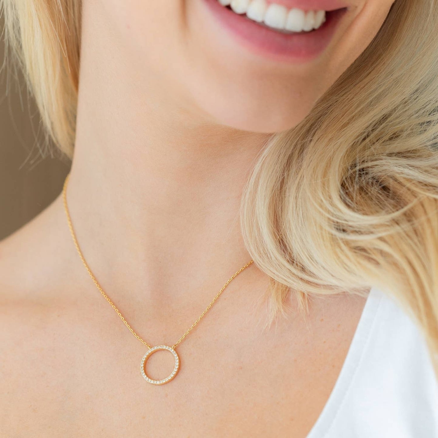 Open Pavé Circle Pendant