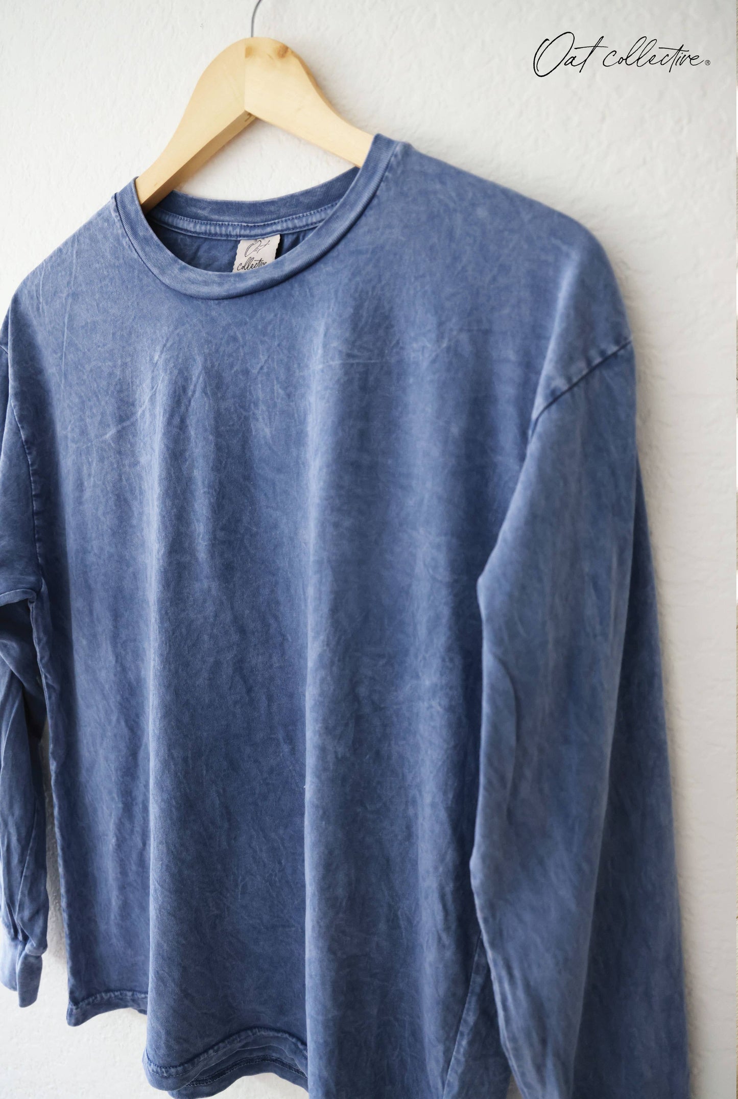 BOW PUFF  Mineral Washed Long Sleeve Graphic