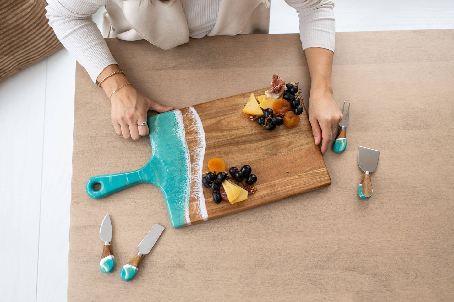 Resin Cheese / Charcuterie Board - Large 10"x20"