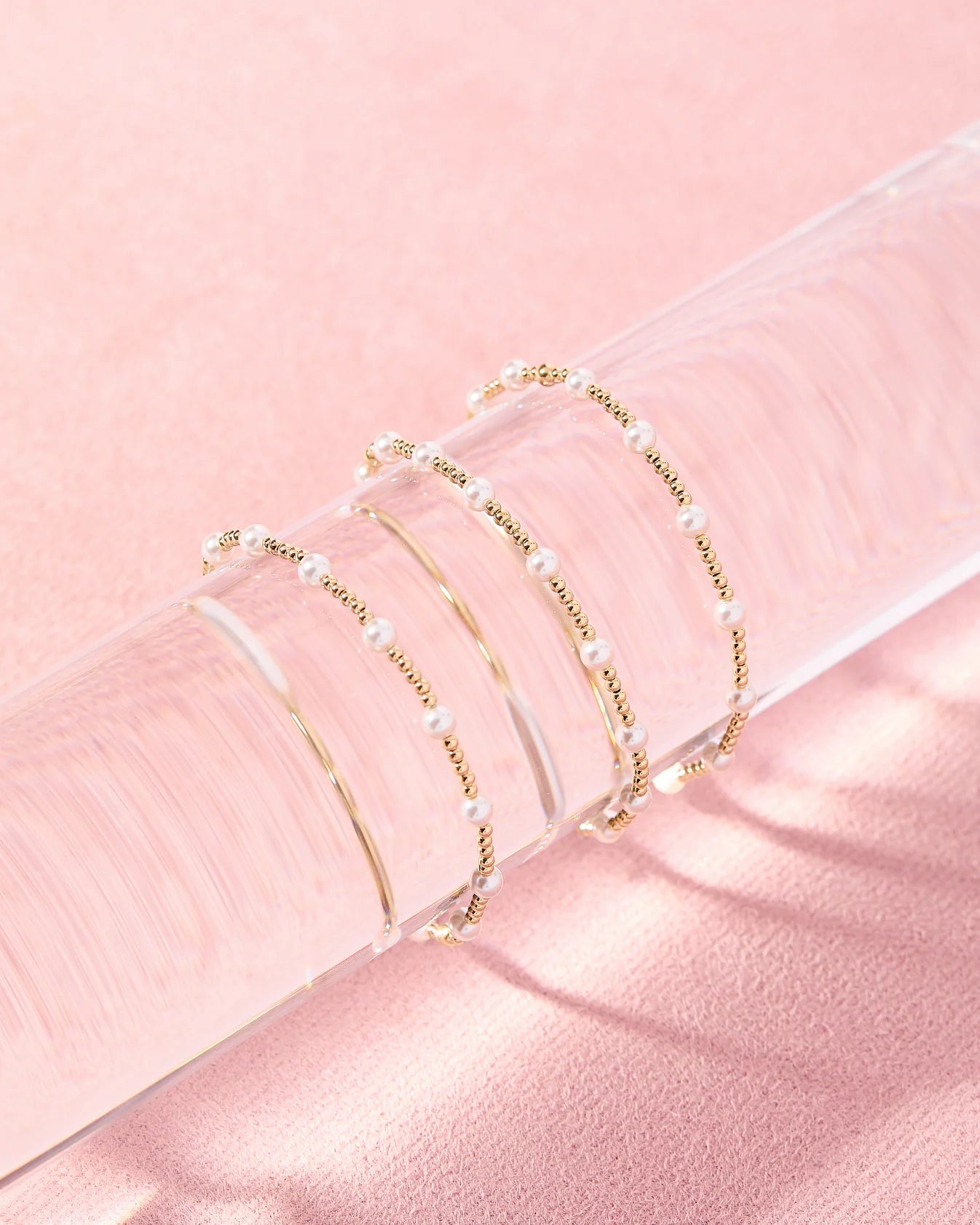June Pearl Bracelet in Gold