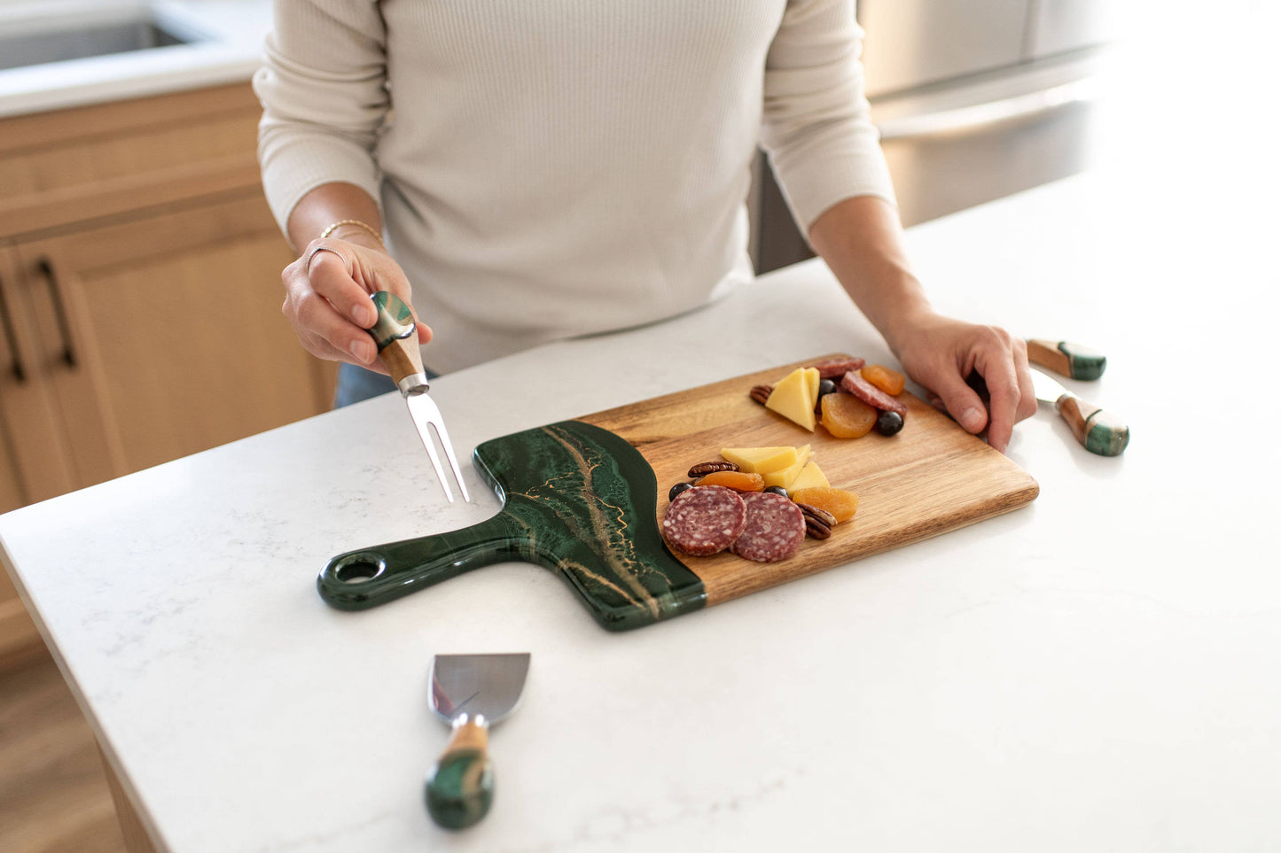 Charcuterie Board - Medium 8" x 16"