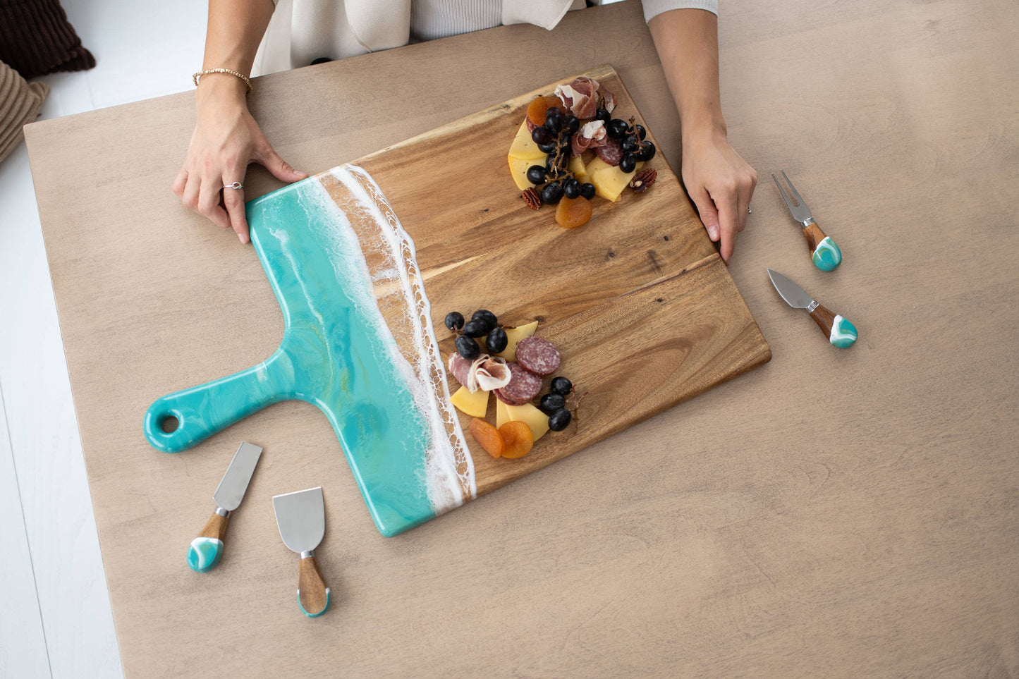 Resin Cheese/Charcuterie Board Extra Large 15"x24"