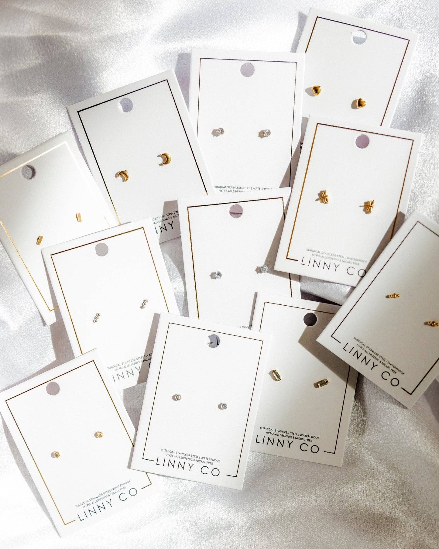 Screwback Stud Earrings - Micro Cooper Clear Gold